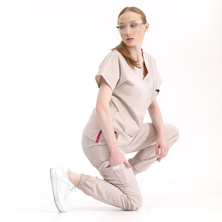 Krem Jogger Doktor Hemşire Medikal Scrubs Takım Lüks Likralı Kumaş